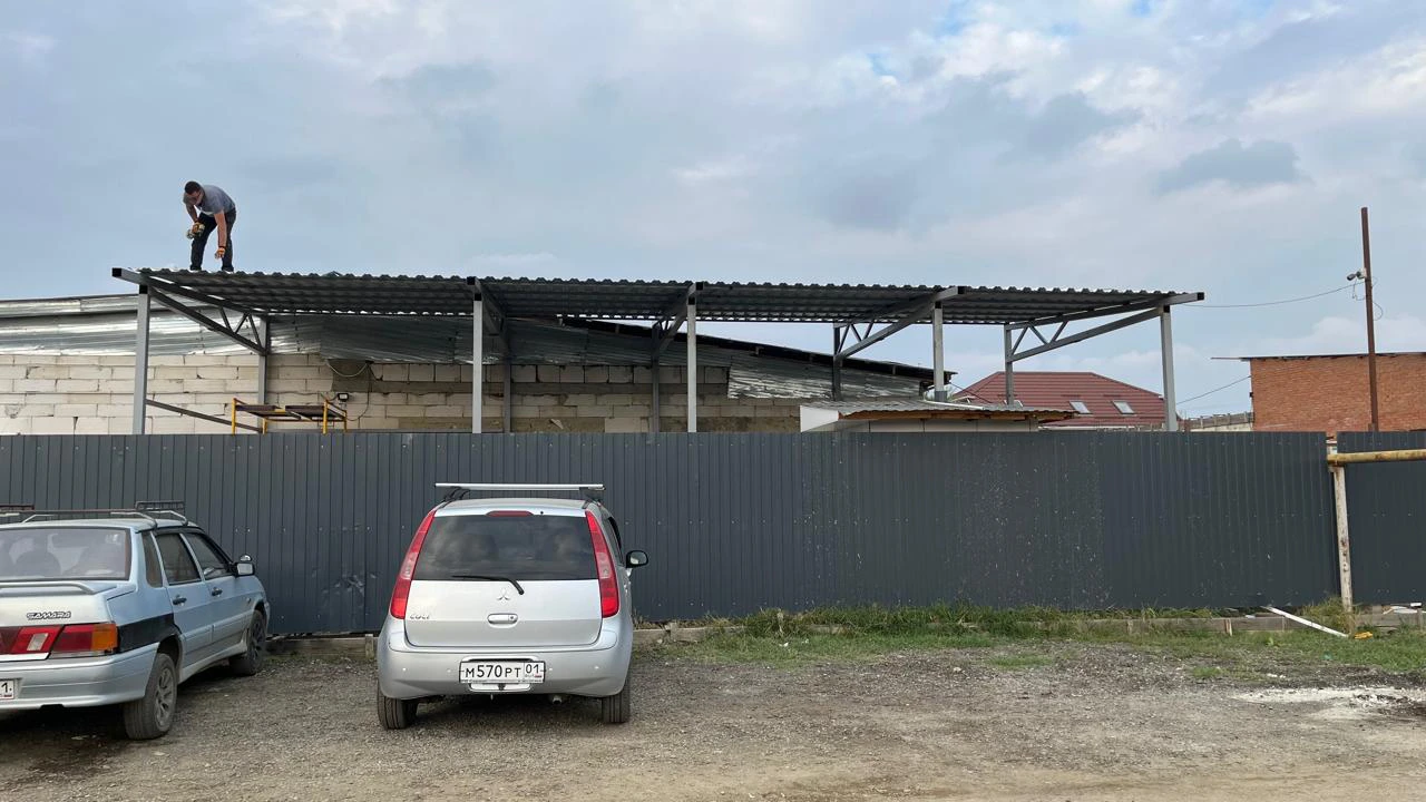 Двухкамерный морозильный цех, изготовленный из сэндвич-панелей — работа компании «Меркор»